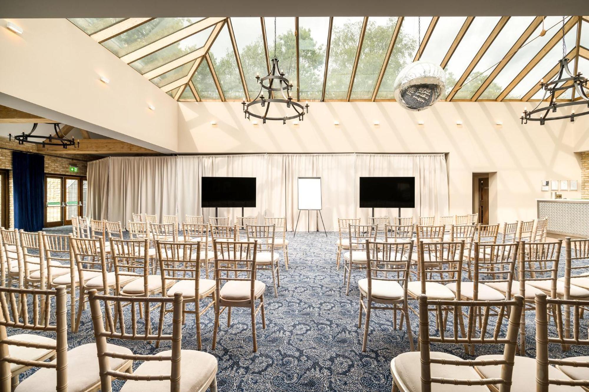Voco Lythe Hill Hotel & Spa By Ihg Haslemere Zewnętrze zdjęcie