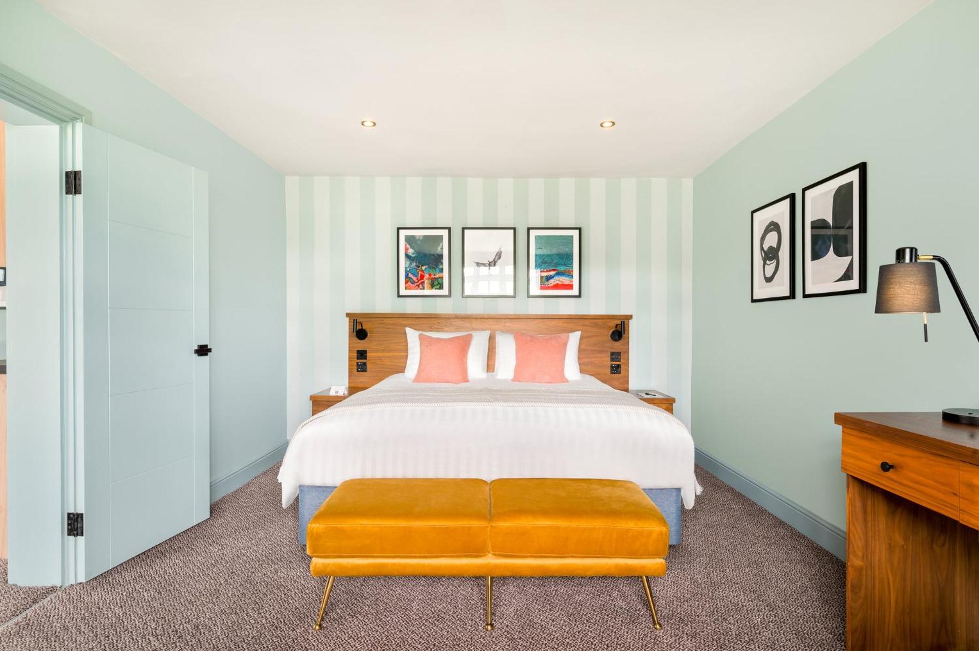 Voco Lythe Hill Hotel & Spa By Ihg Haslemere Zewnętrze zdjęcie