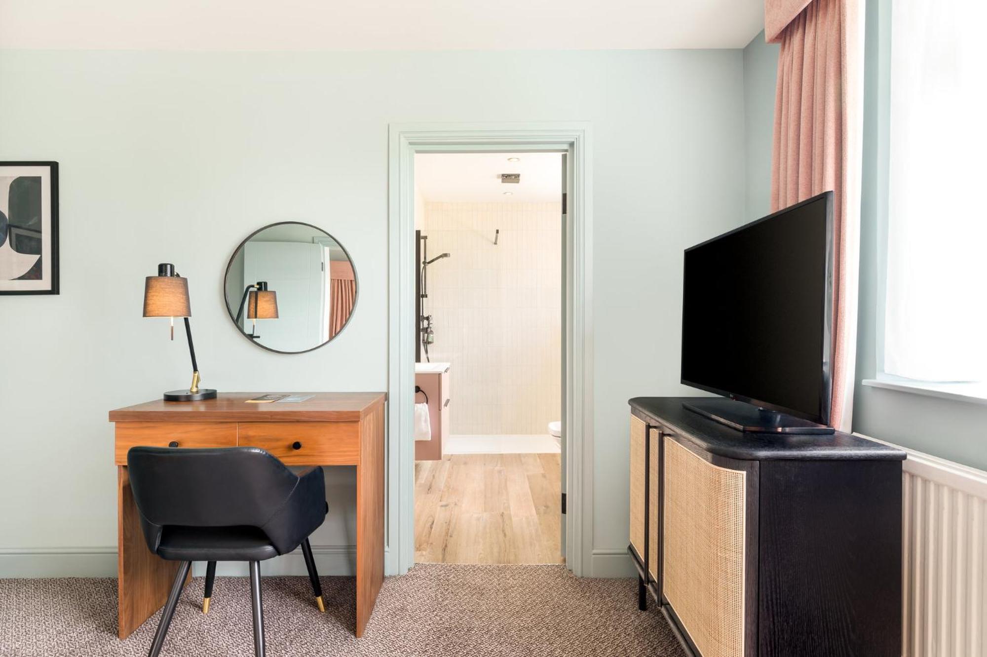 Voco Lythe Hill Hotel & Spa By Ihg Haslemere Zewnętrze zdjęcie
