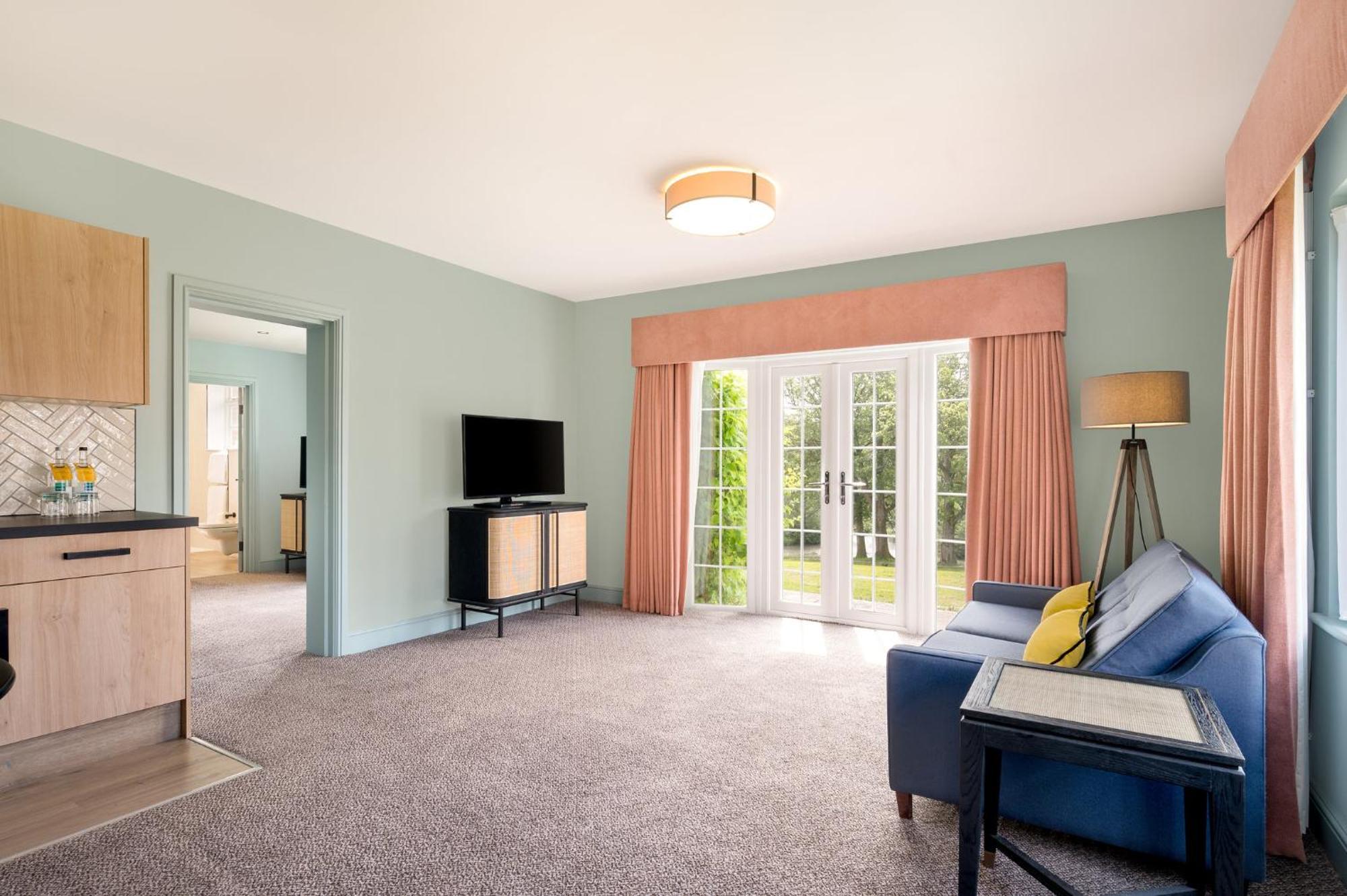 Voco Lythe Hill Hotel & Spa By Ihg Haslemere Zewnętrze zdjęcie
